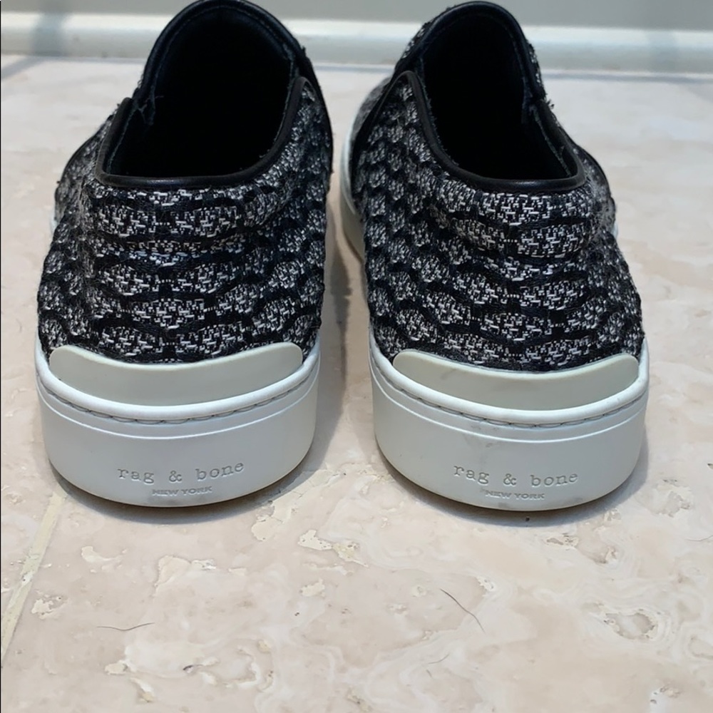 Like New! Rag And Bone Size 8 - image 4